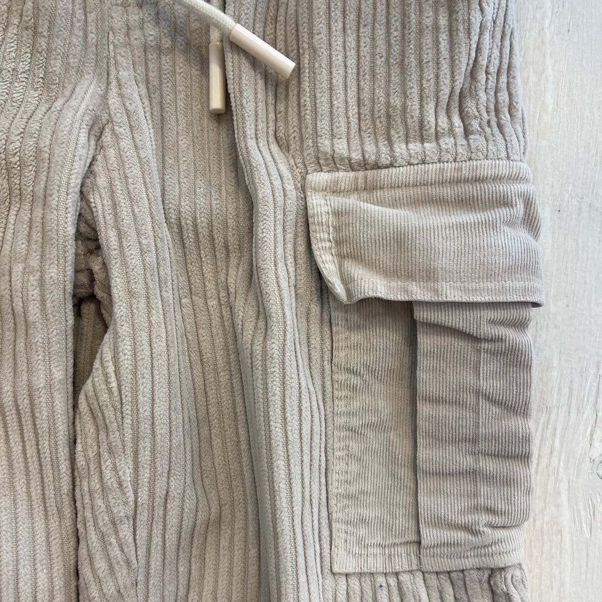 Pantalons 3T, par Cozmo