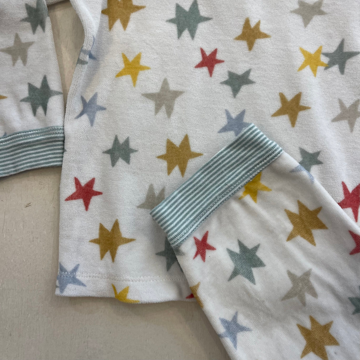 Pyjama 2 pièces 3T, par Petit bateau