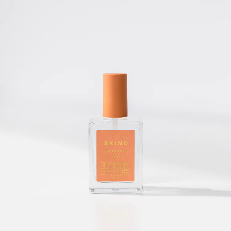 Couche de finition pour vernis à ongles