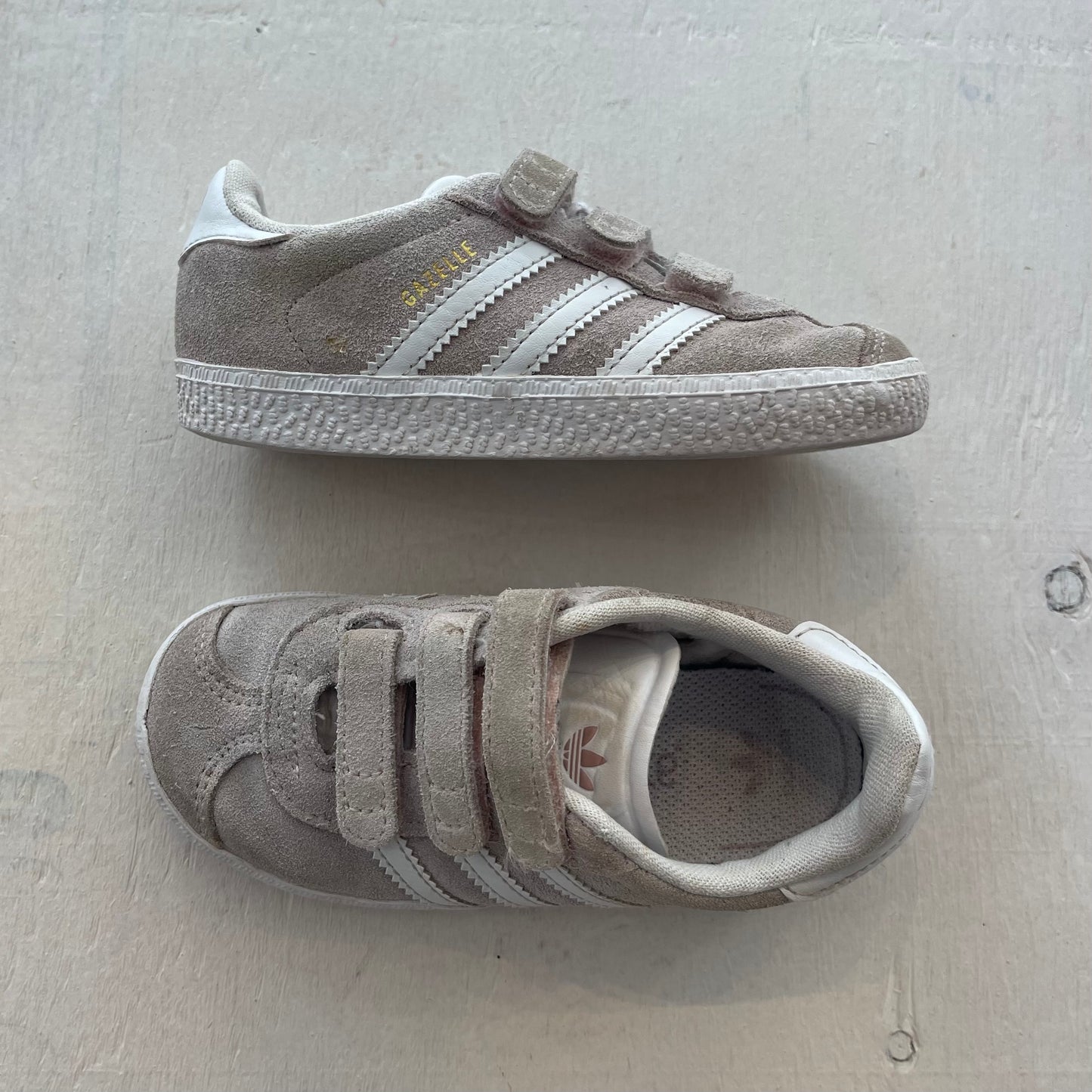 Espadrilles Gazelle 9US, par Adidas