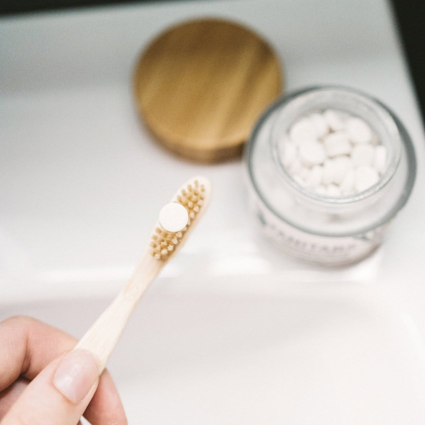 Dentifrice en pastilles - Menthe verte et charbon actif