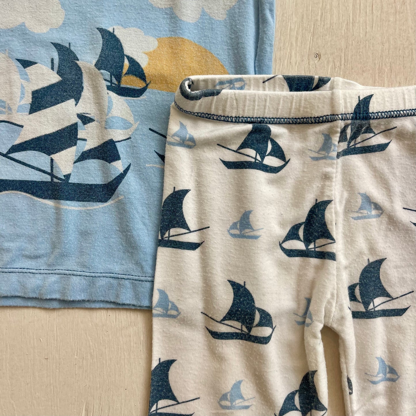 Pyjama 2 pièces 6-12M, par Kickee Pants