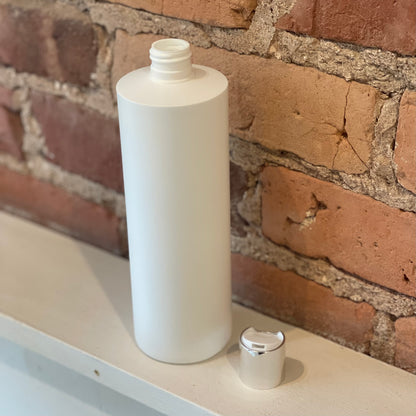 Bouteille en plastique avec bec verseur