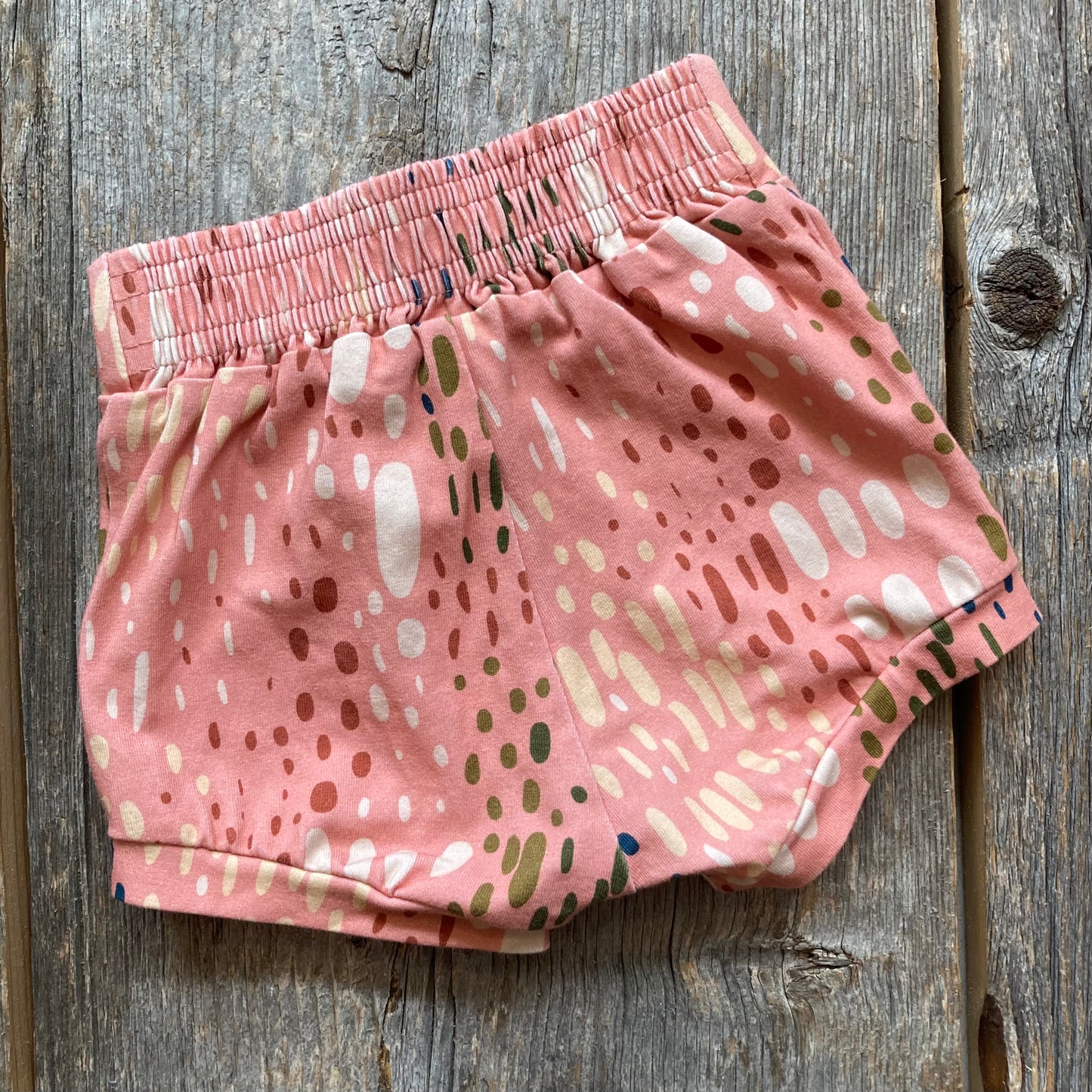 Shorts 6-12M, par Little & Lively