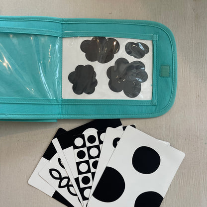 Ensemble de jeux The Looker Playkit, par Lovevery