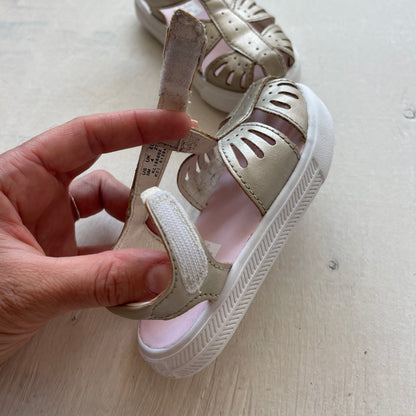 Sandales 5US, par Keds