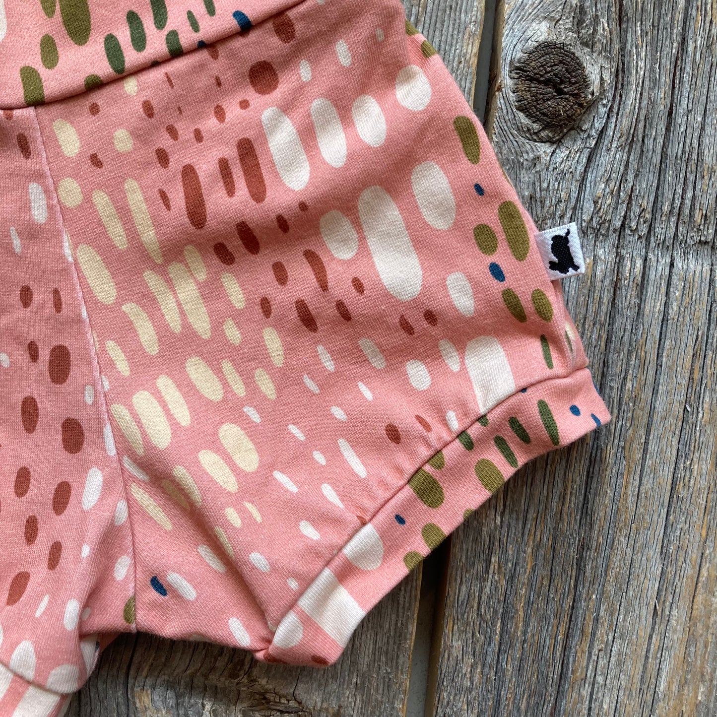 Shorts 6-12M, par Little & Lively