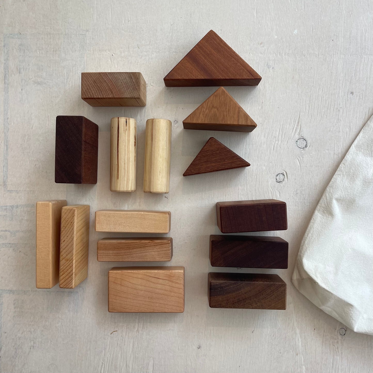 Blocs de construction en bois, par Bloc bloc
