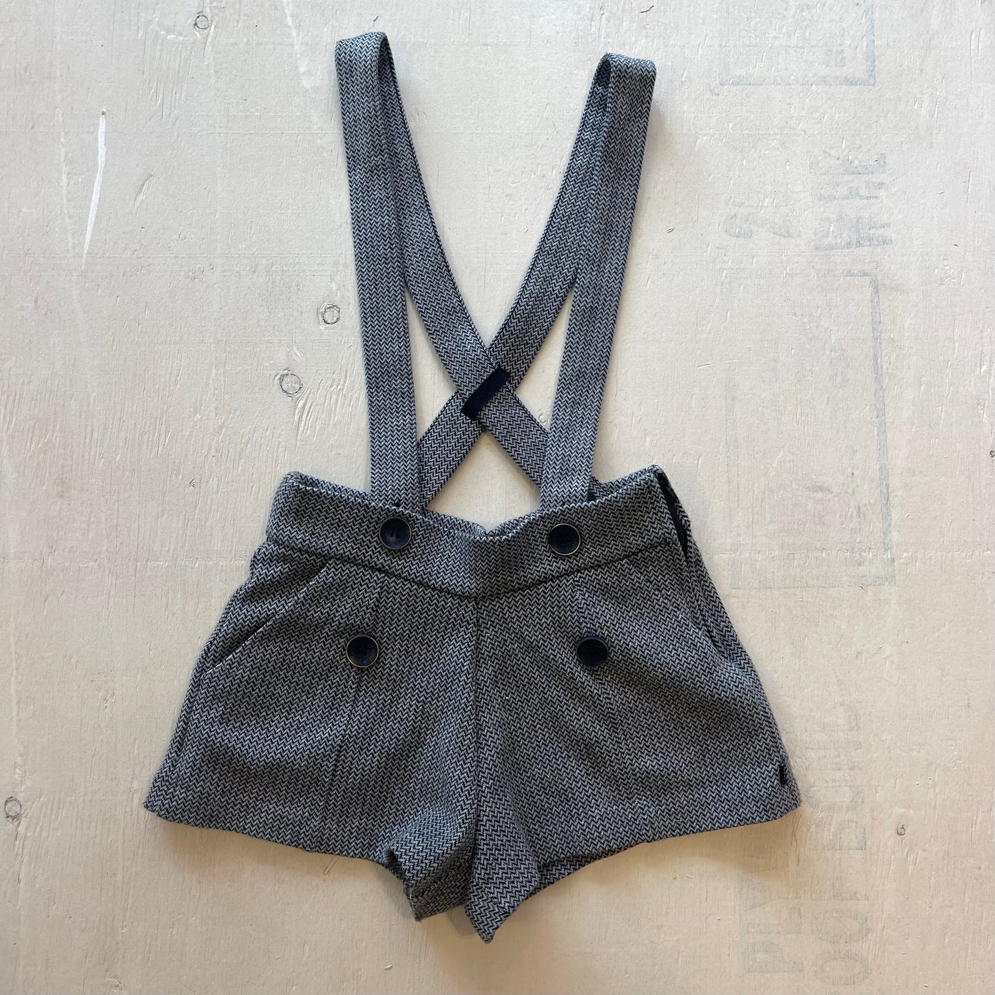Shorts à bretelles 6Y, par Okaïdi
