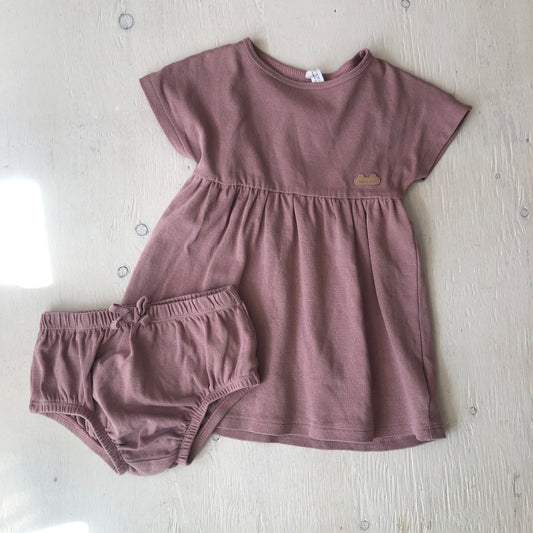 Ensemble robe et bloomer 9-12M, par Souris mini