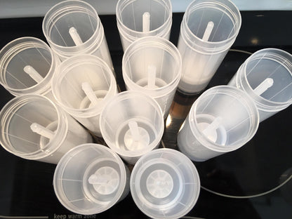 Tube en plastique pour déodorant