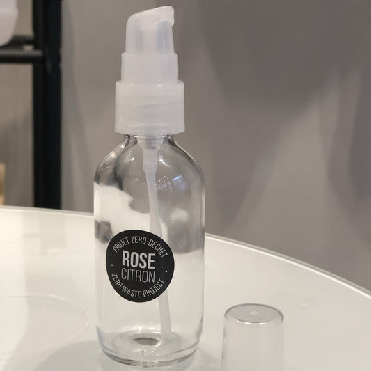 Bouteille en verre avec pompe